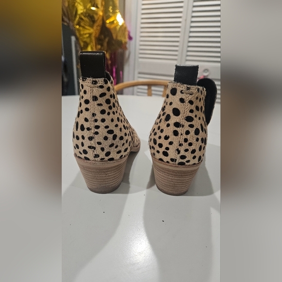 DOLCE VITA  Sonni Leopard Calf Hair Ankle Booties. Size 8.5 Like New - Picture 6 of 14